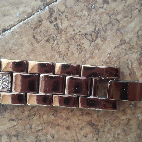 Armitron Now rosetone watch with Crystal accents. Used with tag. - Picture 6 of 11